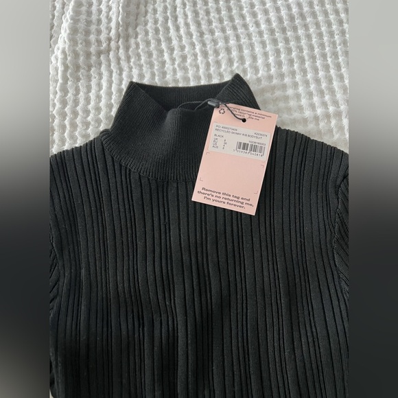 NWT Mock Neck Knitted Long Sleeve Bodysuit size 4 (small) - Picture 3 of 6